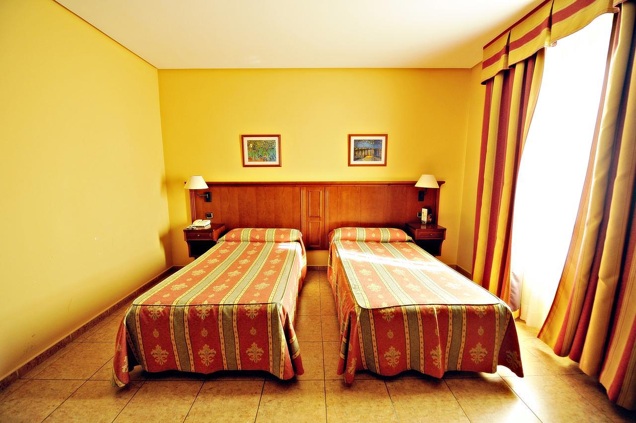 Hotel Lozano Antequera Eksteriør bilde